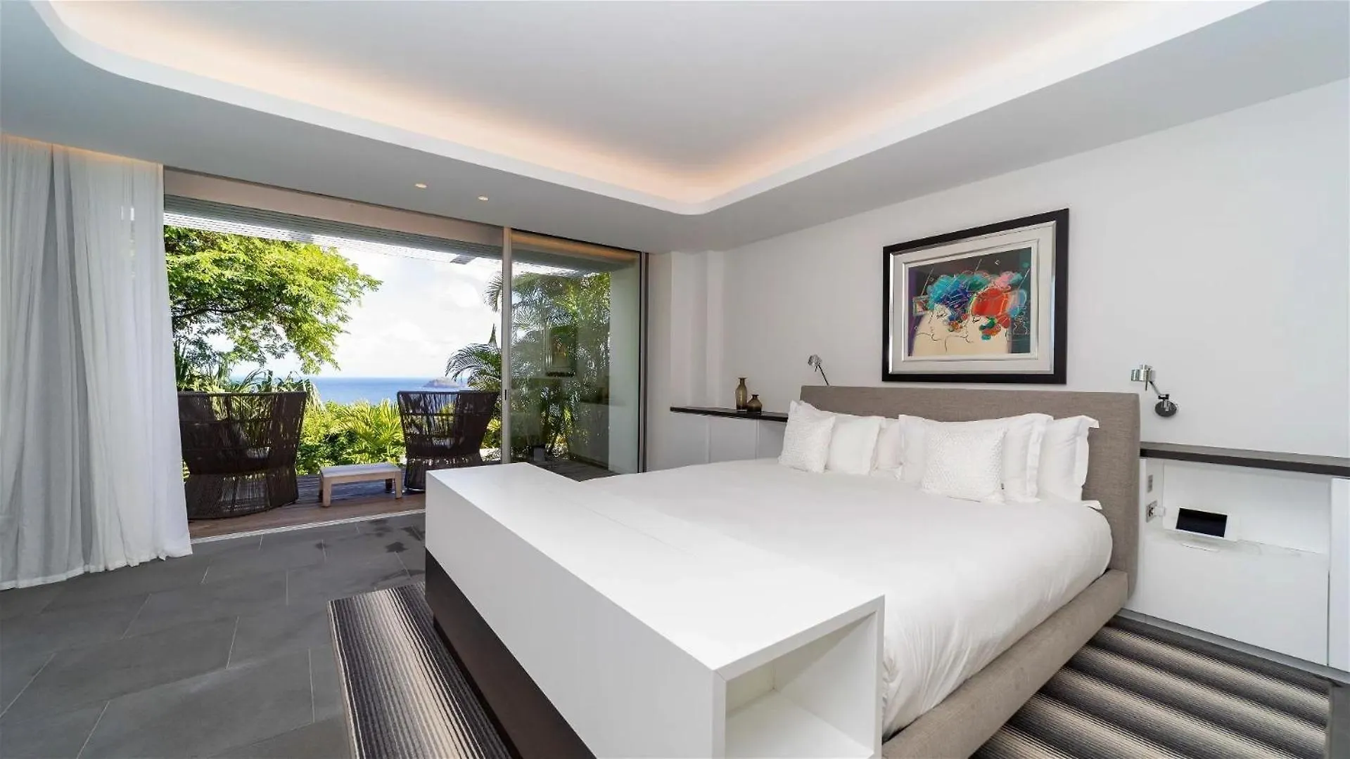 Luxurious Oceanfront Villa In Anse Des Cayes St. Barthelemy