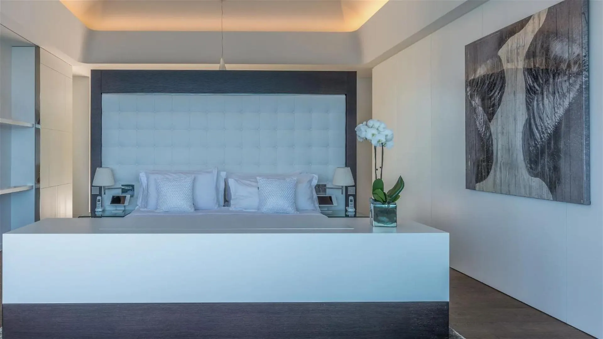 Luxurious Oceanfront Villa In Anse Des Cayes St. Barthelemy