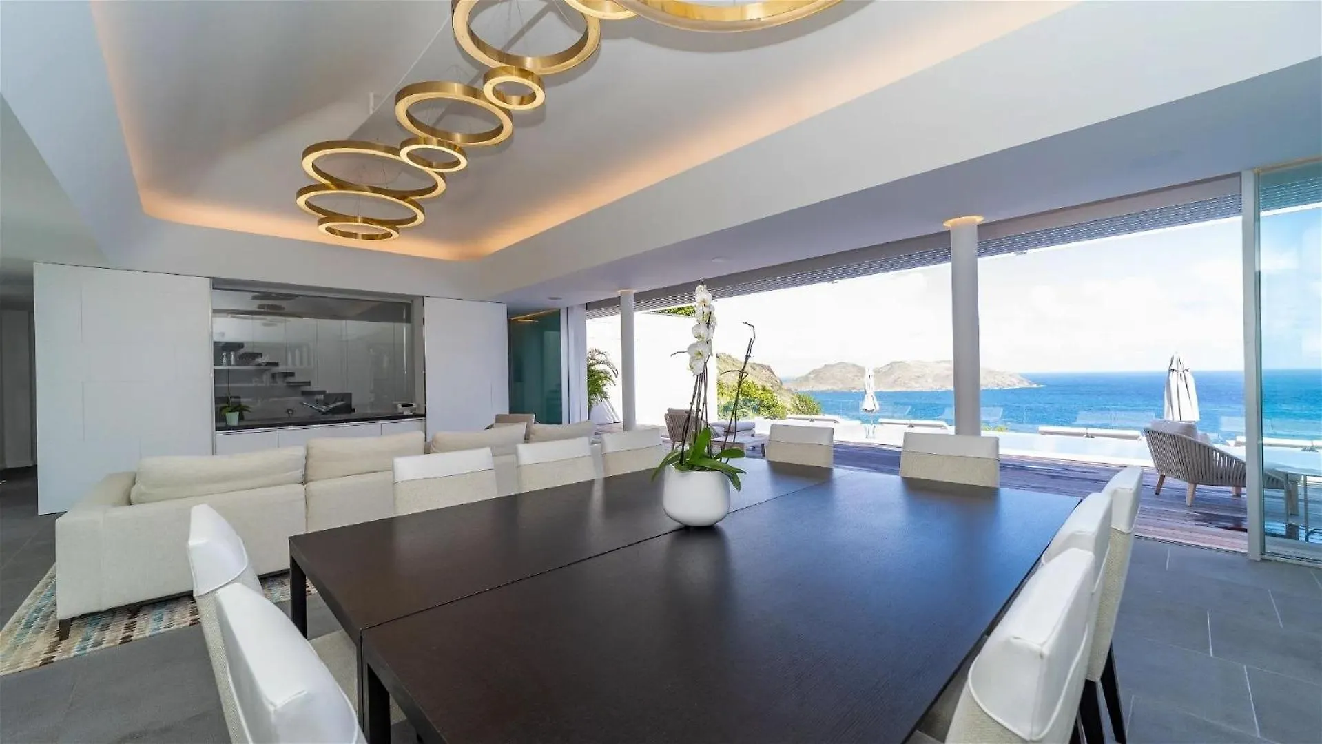 Luxurious Oceanfront Villa In Anse Des Cayes St. Barthelemy