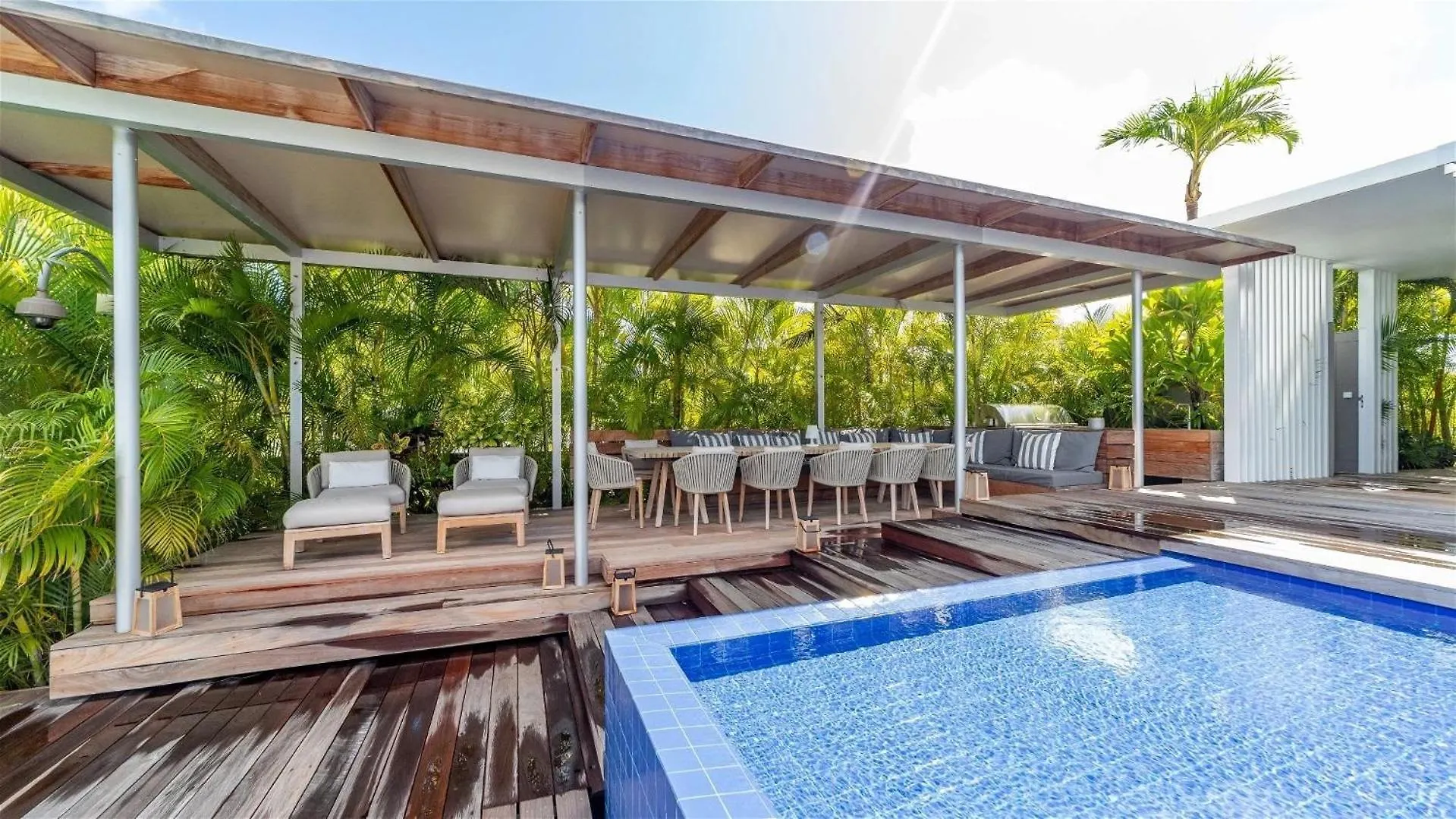 Luxurious Oceanfront Villa In Anse Des Cayes St. Barthelemy